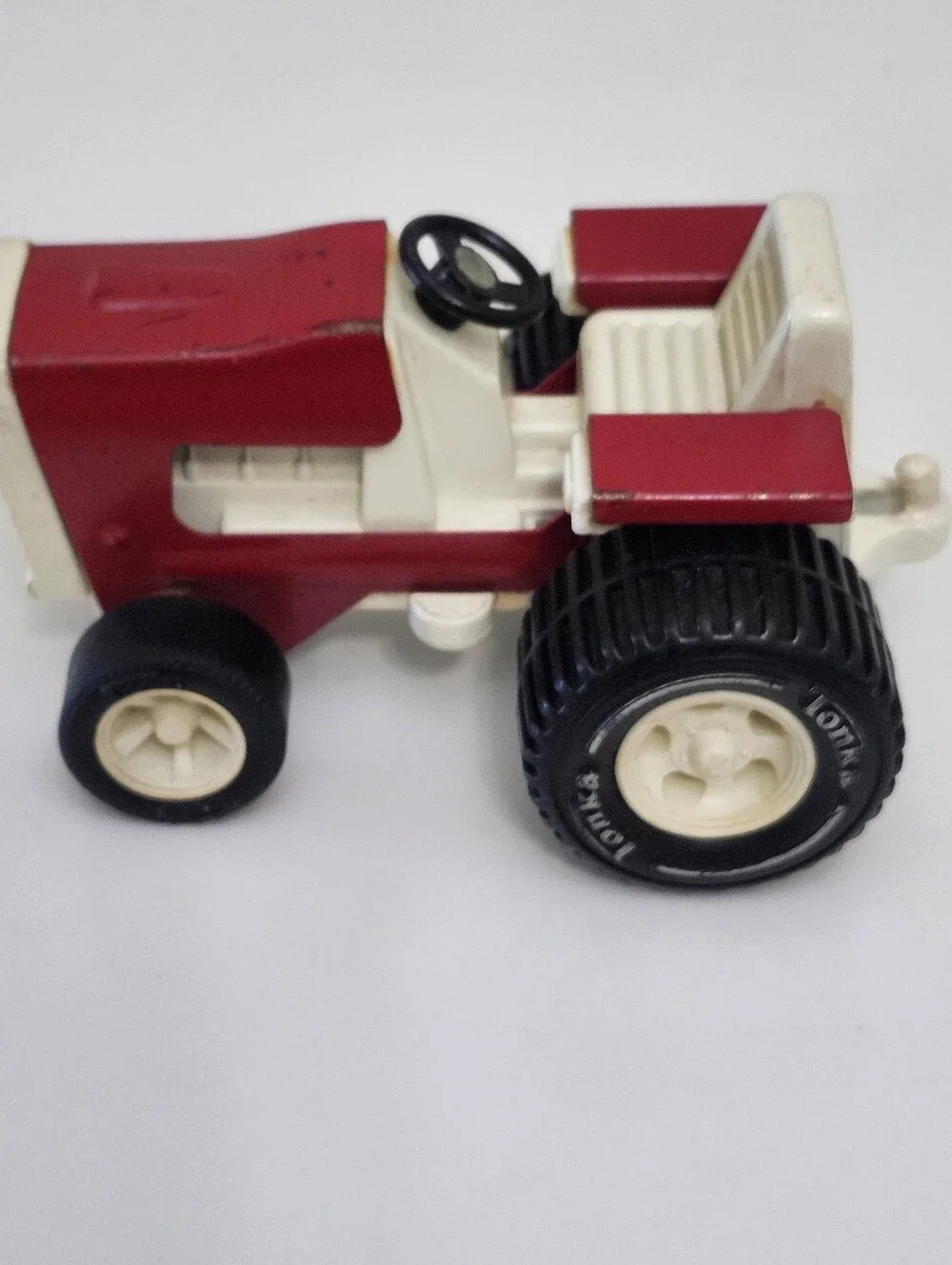 Vintage 1970's Tonka Toy Small Farm Lawn Tractor Red & White Retro Collectible